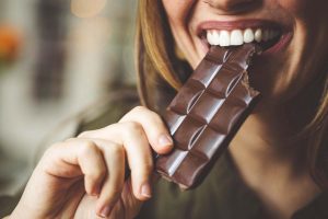 cioccolato: si può mangiare con patina biancastra?